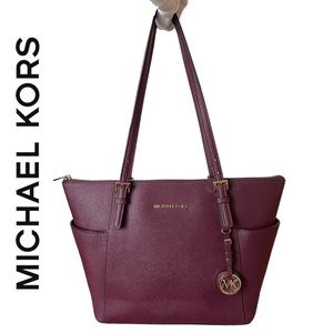 LIKE NEW! AUTHENTIC Micheal Kors Jet Set Saffiano Leather Tote!